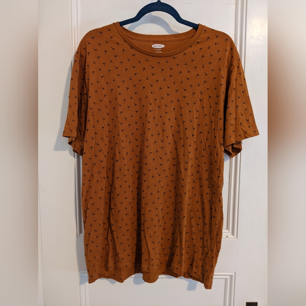 Old Navy palm tree t-shirt